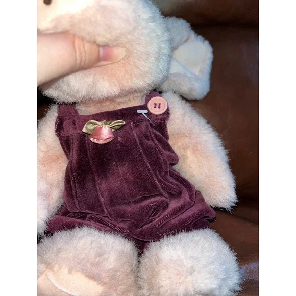 The Boyds Collection Ltd Plush Pig With Burgundy Velvet Overalls - Picture 2 of 6
